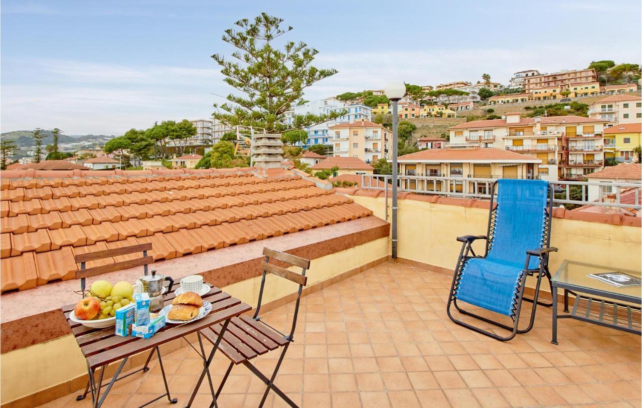 Casa Delle Rondini Apartman Santo Stefano al Mare Kültér fotó